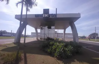Sala comercial para alugar no centro comercial do distrito uninorte