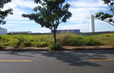 Terreno à venda no Jardim Califórnia, Piracicaba 