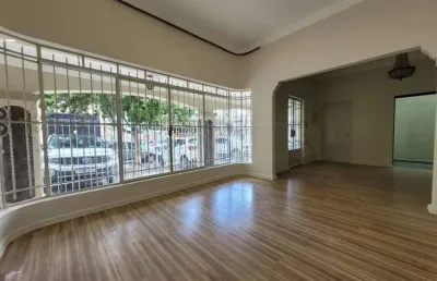 Casa com 4 quartos para alugar no Centro, Piracicaba 
