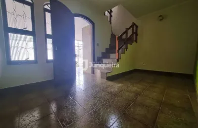 Casa à venda, 3 quartos, 1 suíte, 2 vagas, centro - piracicaba/sp