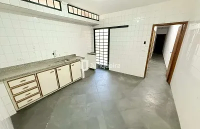 Casa para aluguel, 3 quartos, 2 vagas, castelinho - piracicaba/sp