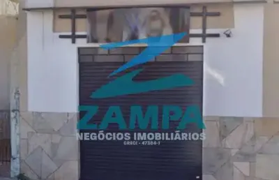 Salão comercial de 20m² com porta de aço e de vidro, ar condicionado e lavado na vila arens