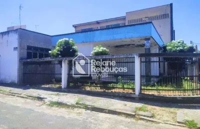 Casa plana de esquina a venda com 396m² e 4 quartos no amadeu furtado - fortaleza/ceará