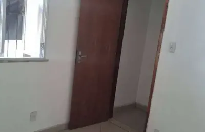Casa  vazia à venda no fonseca - niterói- rio de janeiro