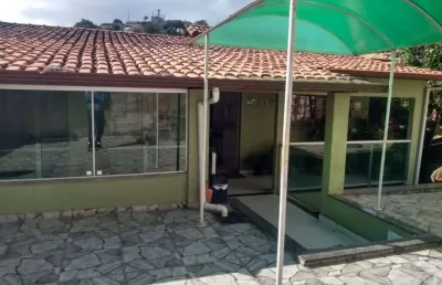 Casa com 4 quartos à venda na rua governador valadares, kátia (justinópolis), ribeirão das neves por r$ 450.000