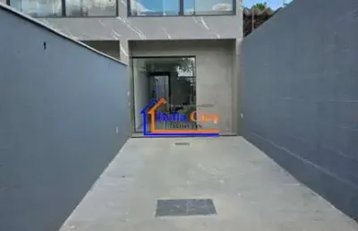 Casa com 2 quartos à venda na rua ramalho ortigão, santa branca, belo horizonte por r$ 580.000