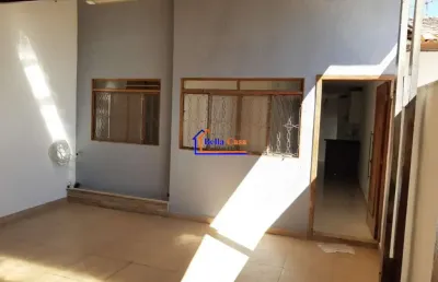 Casa com 2 quartos à venda na rua diva, rio branco, belo horizonte por r$ 430.000