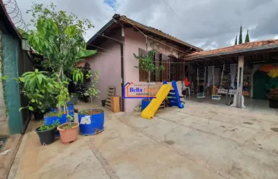 Casa com 3 quartos à venda na rua laurindo rabelo, santa mônica, belo horizonte por r$ 750.000