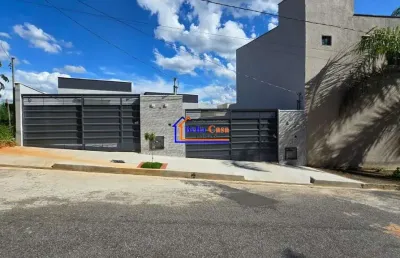Casa com 3 quartos à venda no novo centro, santa luzia  por r$ 490.000