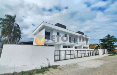 Sobrado à venda em caraguatatuba, massaguaçu, com 2 quartos, 70m²