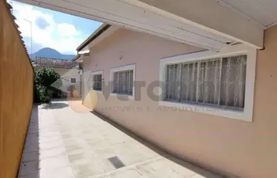 Casa à venda em caraguatatuba, martim de sá, com 4 quartos, 201m²