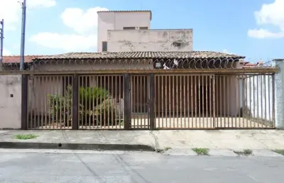Excelente casa 4 quartos, 4 vagas, no dona clara!!!
