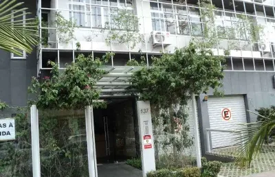 Sala comercial para alugar na rua baronesa do gravataí, 137, cidade baixa, porto alegre, 28 m2 por r$ 900