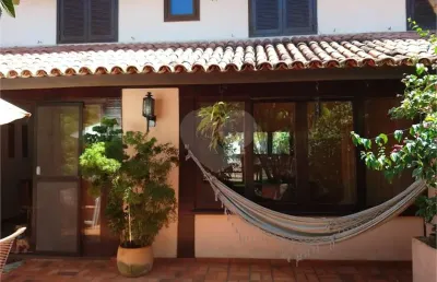 Condomínio com 3 quartos à venda em manguinhos - rj
