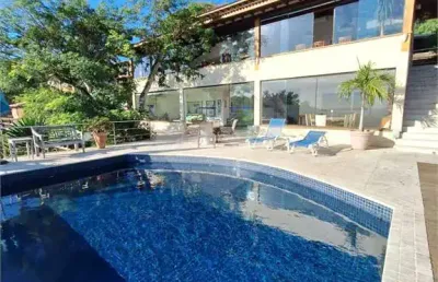 Condomínio com 6 quartos à venda em manguinhos - rj