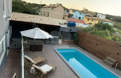 Condomínio com 3 quartos à venda em praia rasa - rj