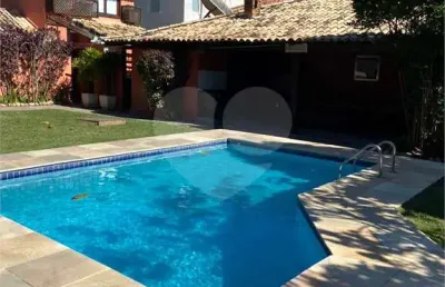 Casa em condomínio fechado com 4 quartos à venda no Geribá, Armação dos Búzios 