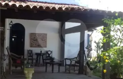 Casa com 6 quartos à venda em jardim arco íris - rj