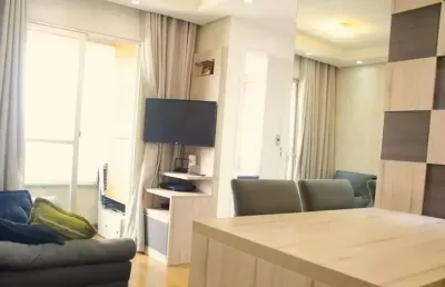 Apto lindo, aconchegante à venda, 49 m2 área útil, com 2 dormitórios, sala de visita, sala de jantar, varanda, cozinha, 1 banheiro, área de serviço,1 vaga de garagem.