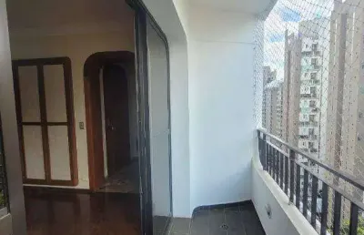 Apartamento em moema 120m², com 3 dormitórios, sendo 1 suíte com closet, lavabo, e 2 vagas de garagem