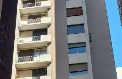 Belo apto com 330m2  1 por andar ,jardins a 3 quadras da paulista contendo 4; dormitorios 2  suítes,otimos armarios maciço , 2 vagas separadas