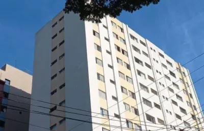 Local nobre de moema fora de rota sendo 2:dorm.76m2 ,2 banheiros ,uma vaga , original  para reforma sp