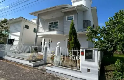 Casa com 3 quartos para alugar na Rua dos Ipês, 1, Pedra Branca, Palhoça
