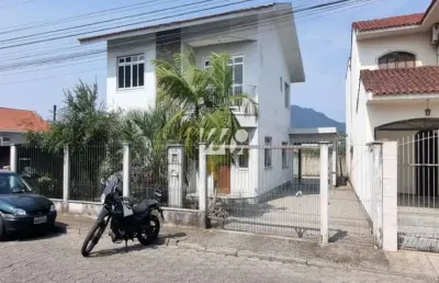Casa com 3 quartos à venda na Rua Acioli Nunes dos Santos, 1, Centro, Palhoça