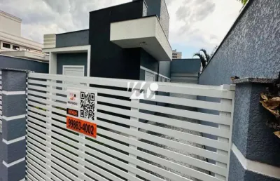 Casa com piscina e 3 quartos e suítes na pedra branca