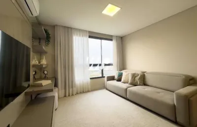 Apartamento no último andar no passeio pedra branca