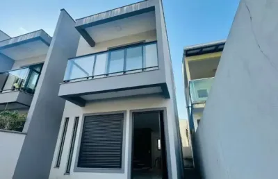 Casa em condomínio fechado com 2 quartos à venda na Rua Santa Maria, 1, São Sebastião, Palhoça