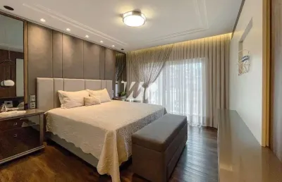 Casa com piscina e 4 quartos e suítes na pedra branca
