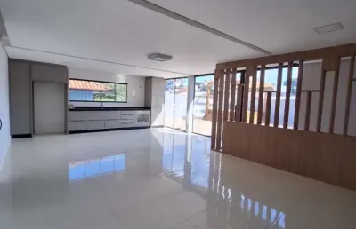 Casa com 4 quartos à venda na rua varese, 1, pagani, palhoça, 472 m2 por r$ 2.500.000