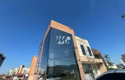 Sala comercial para alugar na Avenida Atílio Pedro Pagani, 1, Pagani, Palhoça