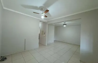 Casa com 3 quartos à venda na Avenida Estados Unidos, 1, Jerumenha, Londrina