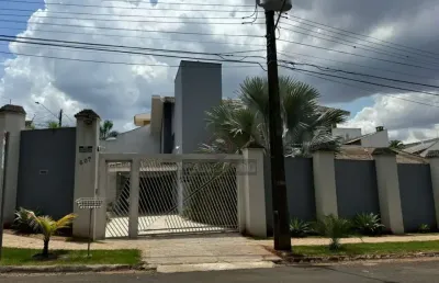 Casa com 3 quartos à venda na Rua Tranqüilo de Piva Botega, 607, Jardim Burle Marx, Londrina