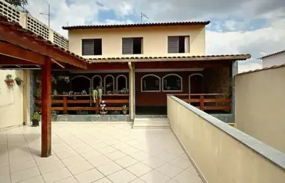 Duas casas no mesmo terreno na parada inglesa com 10 vagas e espaço gourmet