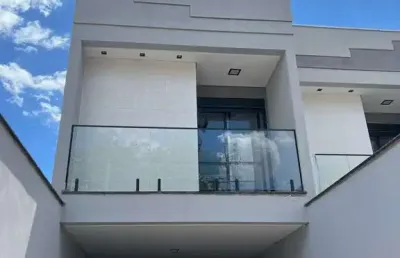 Sobrado alto padrão com 3 suítes e espaço gourmet a 5 min do metrô – parada ingl