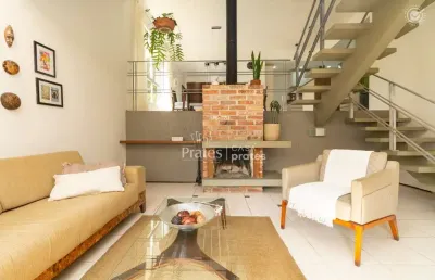 Casa com 3 quartos à venda na Rua Ottília Reksidler, 228, São Lourenço, Curitiba