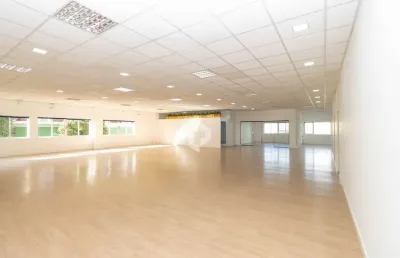 Sala comercial para alugar na Avenida Anita Garibaldi, 2480, Boa Vista, Curitiba
