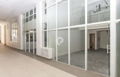 Ponto comercial para alugar na Rua Emiliano Perneta, 822, Centro, Curitiba