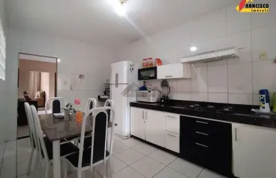 Apartamento à venda, 3 quartos, 1 suíte, 1 vaga, manoel valinhas - divinópolis/mg
