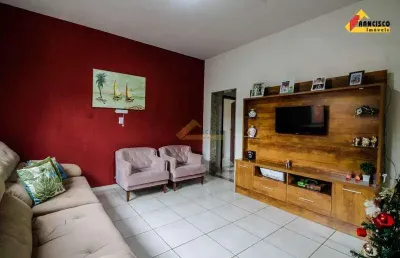 Casa à venda, 2 quartos, 5 vagas, ja gonçalves - divinópolis/mg