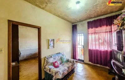Casa à venda, 2 quartos, 3 vagas, são roque - divinópolis/mg