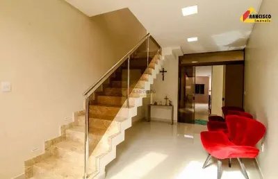 Casa à venda, 4 quartos, 1 suíte, 3 vagas, planalto - divinópolis/mg