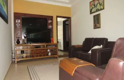 Casa à venda, 3 quartos, 1 suíte, 4 vagas, jardim das acácias - divinópolis/mg