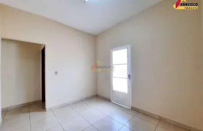 Casa à venda, 2 quartos, 1 vaga, dona rosa - divinópolis/mg