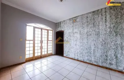 Casa à venda, 4 quartos, 1 suíte, 2 vagas, são josé - divinópolis/mg