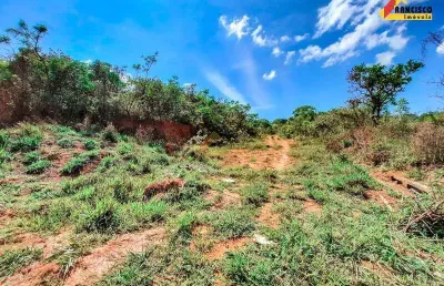 Terreno à venda no Jardinópolis, Divinópolis 
