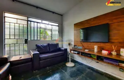 Casa à venda, 5 quartos, 2 suítes, 4 vagas, planalto - divinópolis/mg